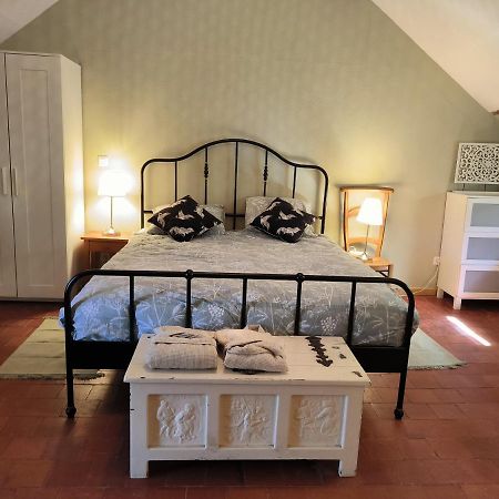 Larochemillay Chambres D'Hotes Montjouan מראה חיצוני תמונה