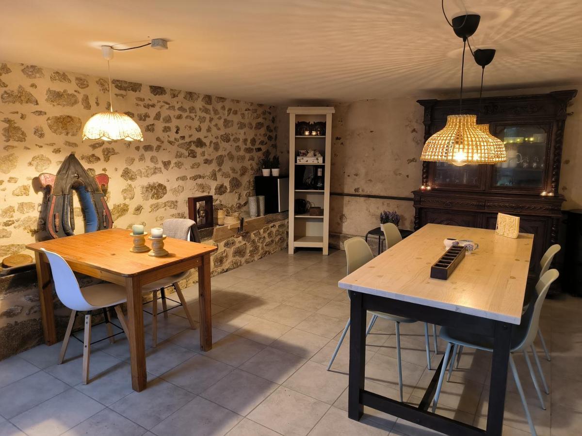 Larochemillay Chambres D'Hotes Montjouan מראה חיצוני תמונה