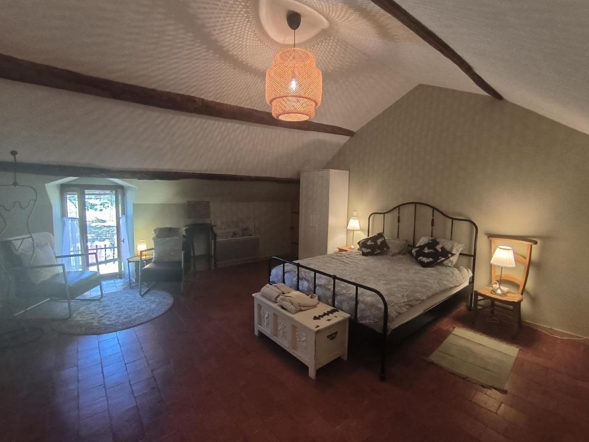 Larochemillay Chambres D'Hotes Montjouan מראה חיצוני תמונה